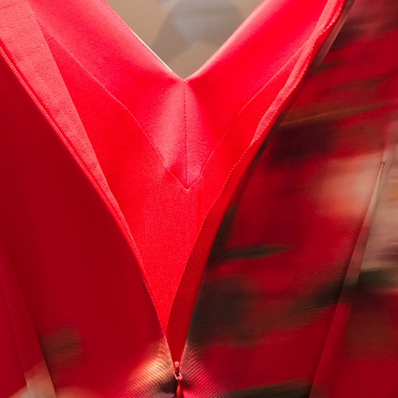 PETER SOM X MADE IN KIND GRAPHIC BLUR FLORAL PRINT - Picture 6 of 8